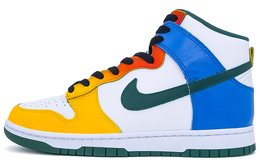 Nike: Белые кроссовки  Dunk