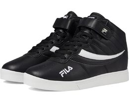 Fila: Белые кроссовки 