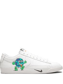 Nike: Белые кеды  Blazer Low