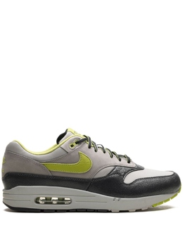 Nike: Зелёные кроссовки  Air Max 1