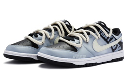 Nike: Серые кроссовки  Dunk