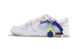 Nike: Белые кроссовки  Dunk