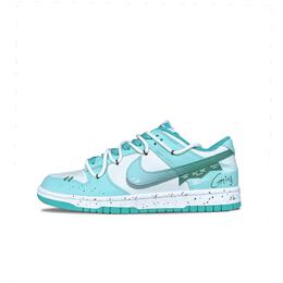 Nike: Белые кроссовки  Dunk