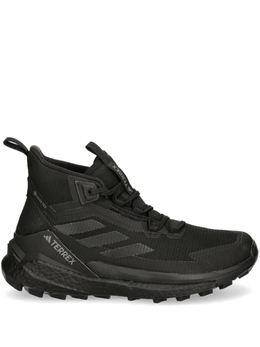 Adidas: Чёрные кроссовки  Terrex Free Hiker