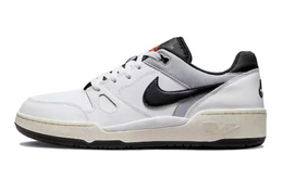 Nike: Розовые кроссовки 