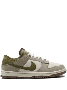 Nike: Зелёные кроссовки  Dunk Low