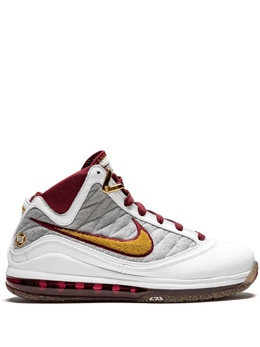 Nike: Белые кроссовки  Air Max Lebron 7