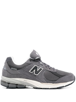 New Balance: Серые кроссовки  2002R