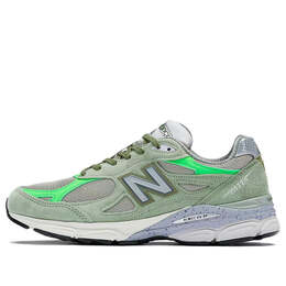 New Balance: Зелёные кроссовки 