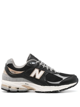 New Balance: Чёрные кроссовки  2002R