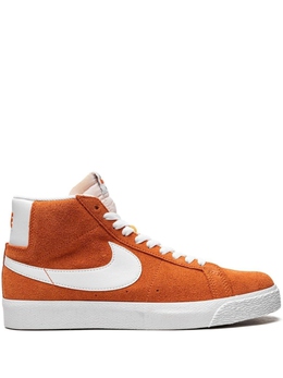 Nike: Оранжевые кроссовки  SB Zoom Blazer Mid