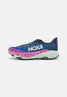 HOKA: Тёмные кроссовки 