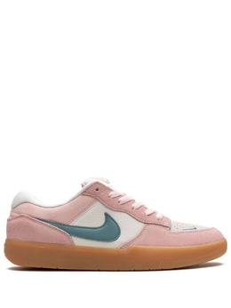 Nike: Розовые кроссовки 