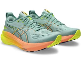 Asics: Светлые кроссовки  Gel-Kayano