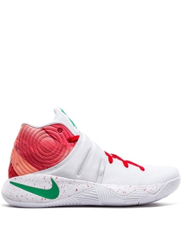 Nike: Белые кроссовки  Kyrie 2