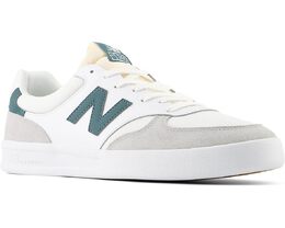 New Balance: Белые кроссовки 