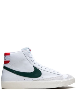 Nike: Белые кеды  Blazer Mid 77 Vintage