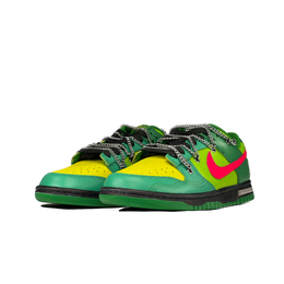 Nike: Зелёные кроссовки  Dunk