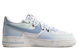 Nike: Светлые кроссовки  Air Force 1