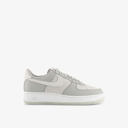 Nike: Белые кроссовки  Air Force 1