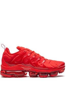 Nike: Красные кроссовки  Air Vapormax Plus