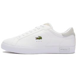 Lacoste: Белые кроссовки 