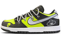 Nike: Серые кроссовки  Dunk