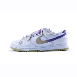 Nike: Белые кроссовки  Dunk