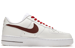 Nike: Белые кроссовки  Air Force 1
