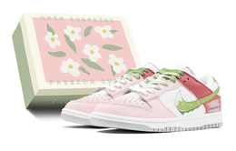 Nike: Розовые кроссовки  Dunk