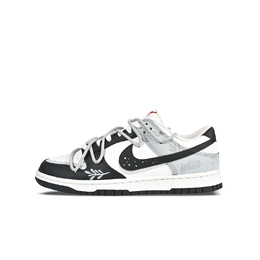 Nike: Серые кроссовки  Dunk
