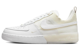 Nike: Белые кроссовки  Air Force 1 React