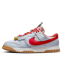 Nike: Серые кроссовки  Dunk Low