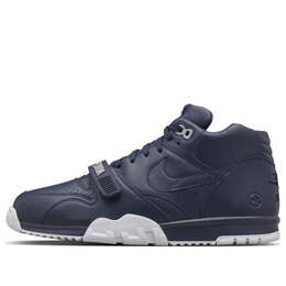 Nike: Чёрные кроссовки  Air