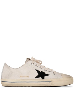 Golden Goose: Белые кеды  V-Star