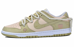 Nike: Розовые кроссовки  Dunk