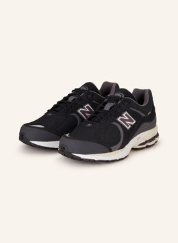 New Balance: Чёрные кроссовки 