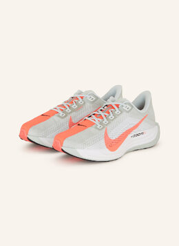 Nike: Кроссовки  Plus