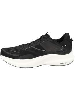 Saucony: Чёрные кроссовки 