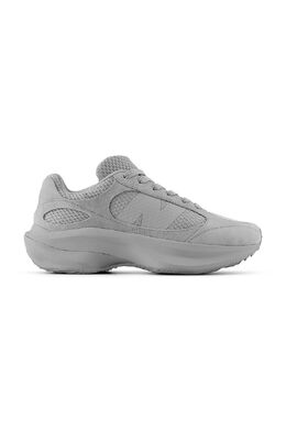New Balance: Серые кроссовки 