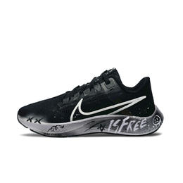 Nike: Белые кроссовки 