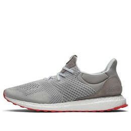 Adidas: Серые кроссовки  UltraBoost Uncaged