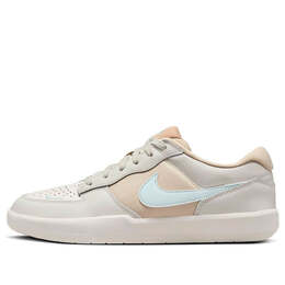 Nike: Белые кроссовки 