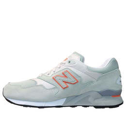 New Balance: Белые кроссовки 