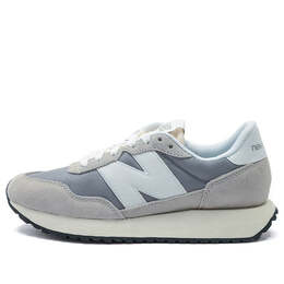 New Balance: Серые кроссовки  237