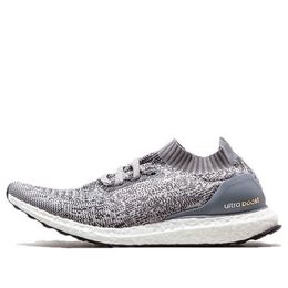 Adidas: Серые кроссовки  UltraBoost Uncaged