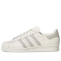 Adidas: Белые кроссовки 