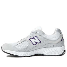 New Balance: Серые кроссовки  2002R