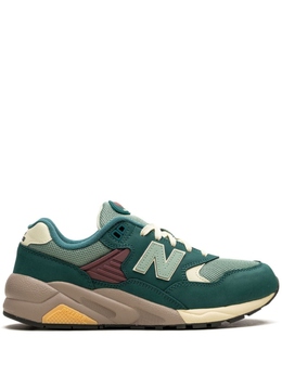 New Balance: Зелёные кроссовки 