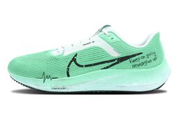 Nike: Зелёные кроссовки  Air Zoom